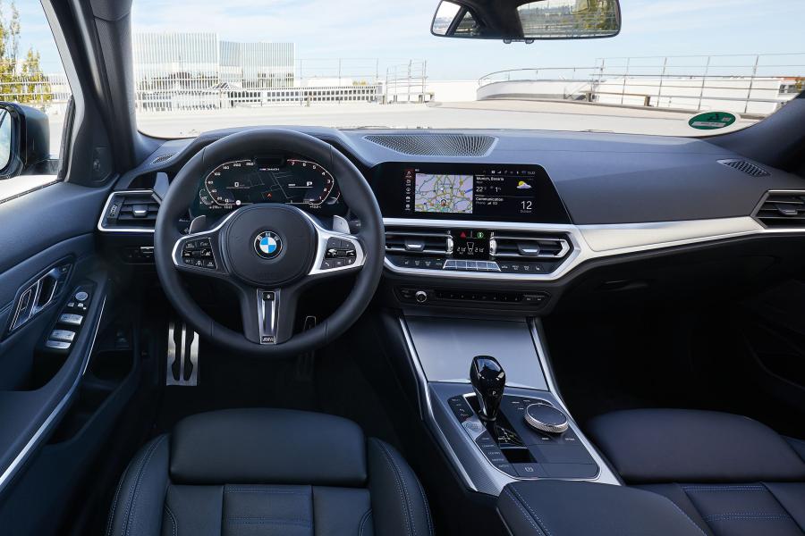 Торпедо BMW M340i xDrive (G20) 2019 года  (WW) (фото 72 из 78)